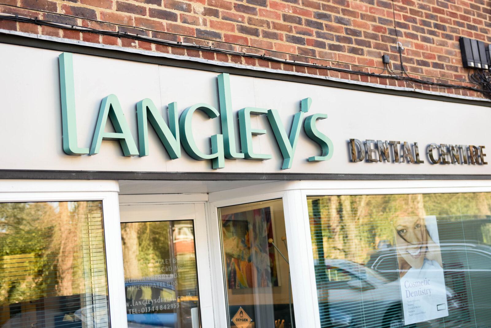 Langleys Dental signage